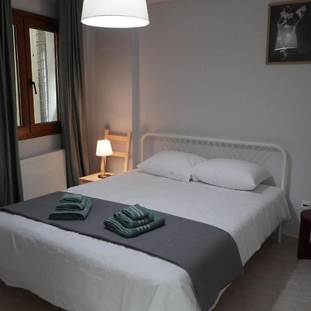 Modern Apartment In Οld Τown Szaloniki Kültér fotó